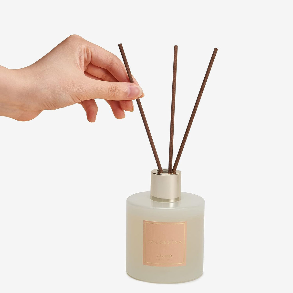 COCORRÍNA Raumduft Reed Diffuser mit 8 Duftstäbchen 200ml- Sauberes Leinen, Natürlich, Langanhaltend, Home Duft ätherisches Öl Reed Diffusor für Badezimmer Regal Dekoration