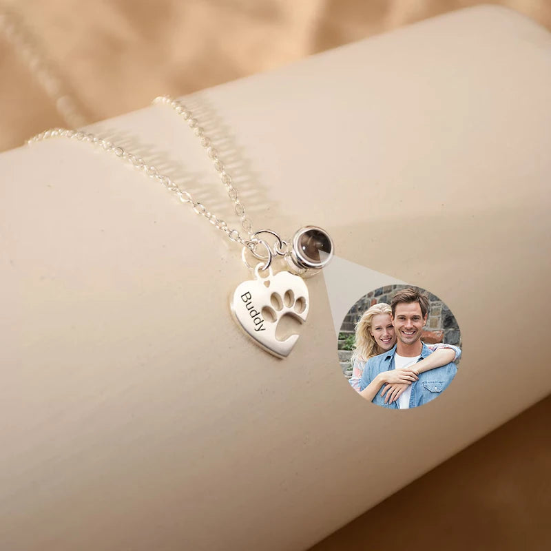 Personalisierte gravierte Name Bild Halskette Benutzerdefinierte Foto Projektion Halsketten Hund Katze Pfote Halskette Memorial Geschenke für Haustierliebhaber